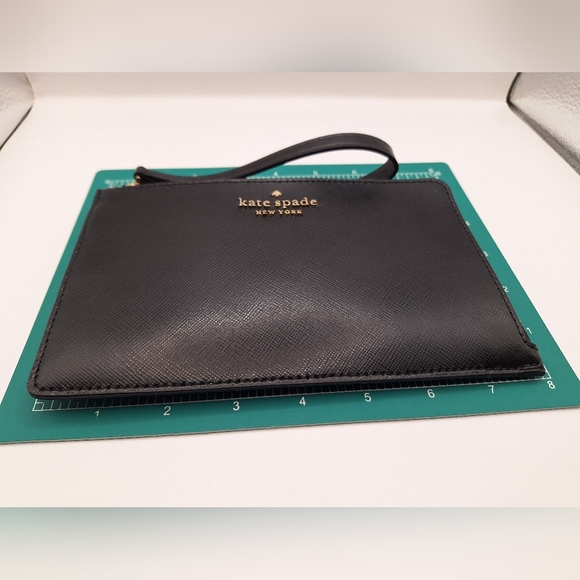 Kate Spade New York Saffiano Black Leather Wristlet Zip Clutch - Picture 6 of 7
